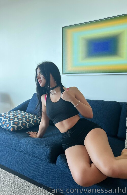 2497x3841 bccf7397112543d67f1b34e0f92d4b1d730600600fff9453