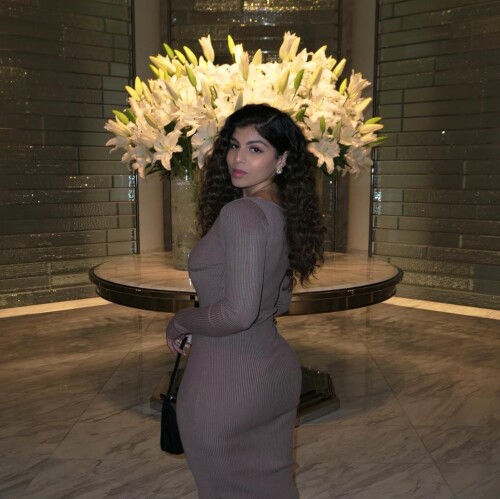 2500974032667878656 2500974028356064843ecde0b16c85327df