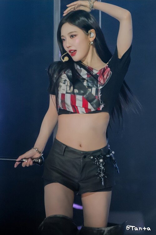 250104 8c1583cbd48cbaddd