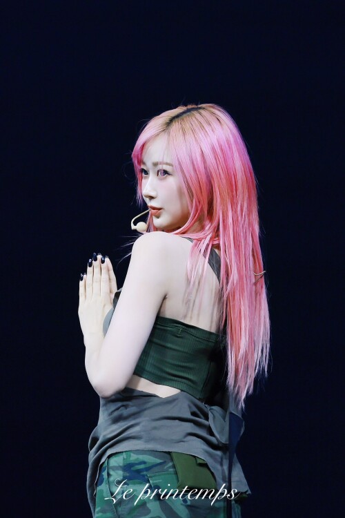 250111 2f8cd5b10bc8a449a