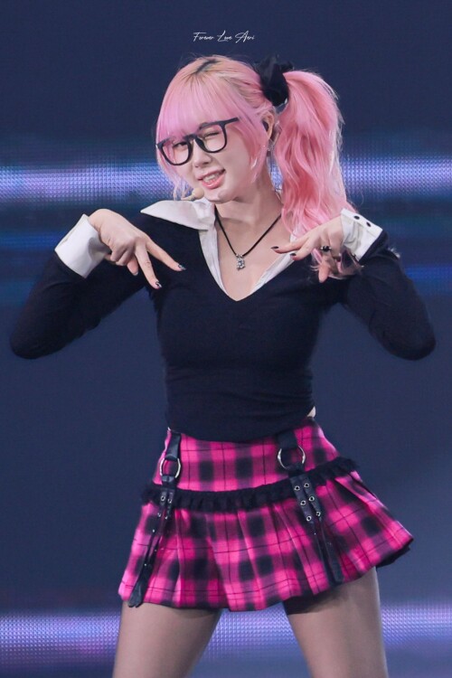 250112 269848b21db2fc8ec6