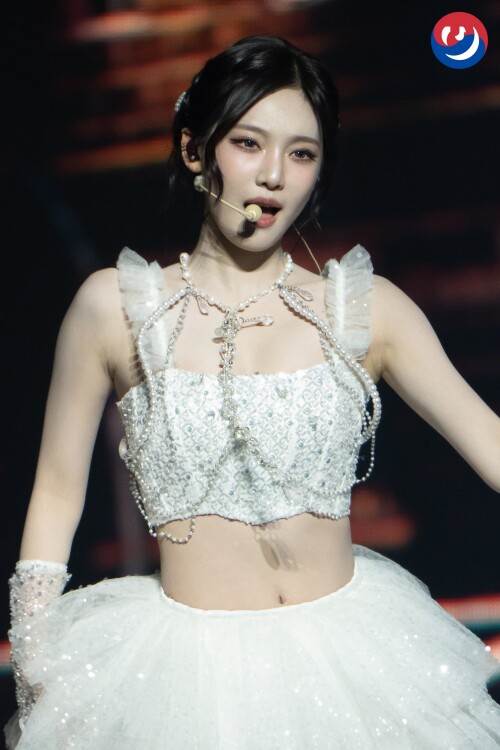 250211 1ed1d3f7a705b8fb1