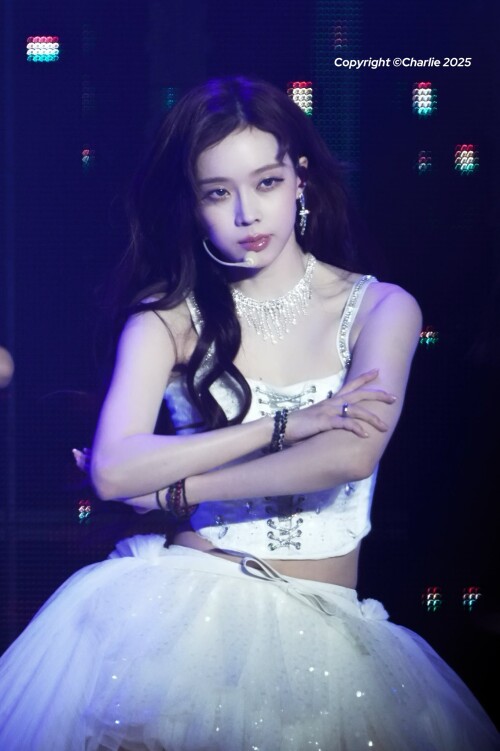 250302 70cb6c45f09cb7749