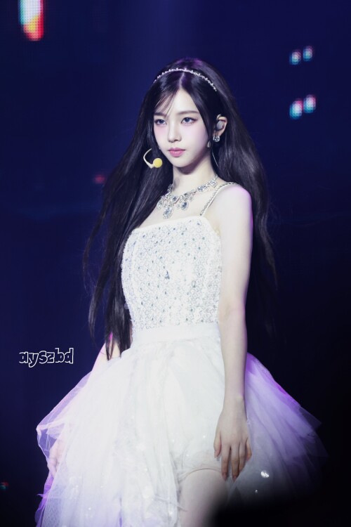 250304 3433f898eb34c3072