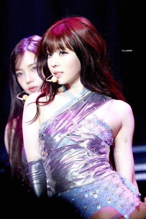 250304 54ec982eb9cfee36d