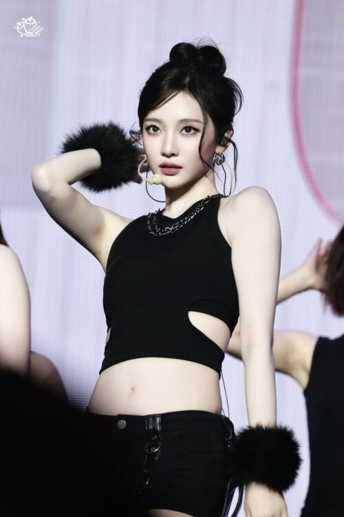 250304 6f48358d64d2e0854