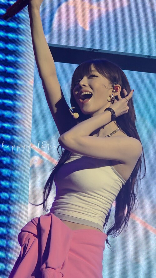 250304 8f427af89d247f422