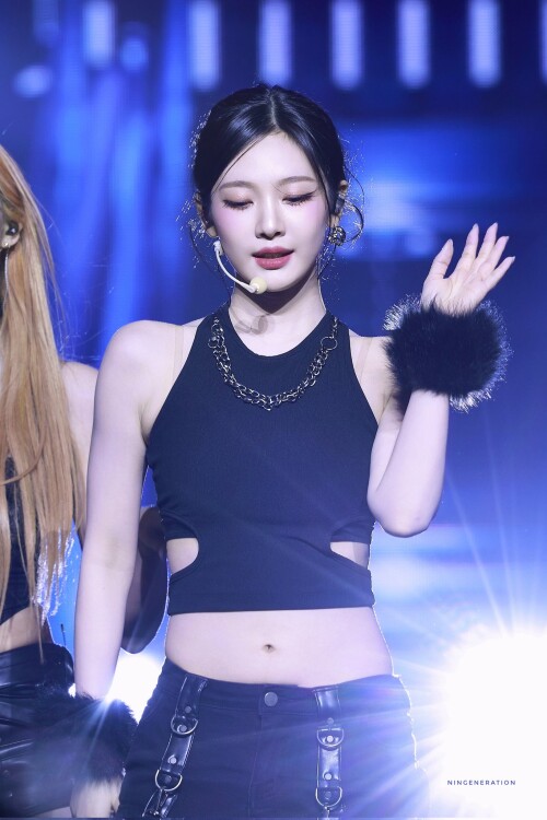 250312 2ed40bb1be60dbcda