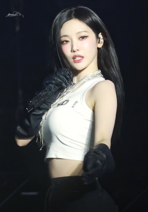 250312 4e6f75c7b2f220e34