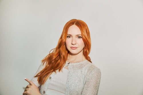 2504112 ITG Karen Gillan 0348 retouched2bc50cd4ff14ab75