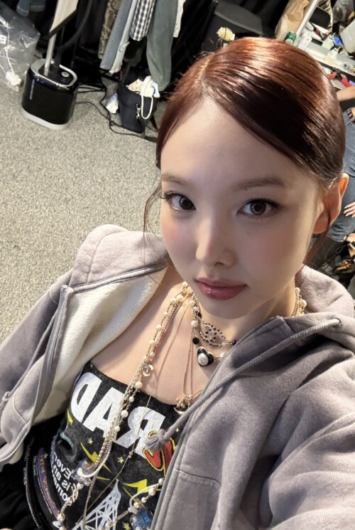 250426 Nayeon Twitter 1e89a12618977ae48