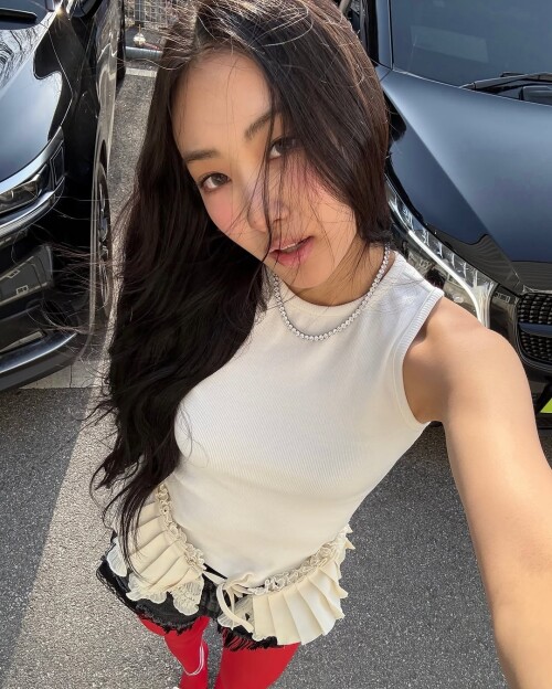 250515 MEOVV INSTAGRAM UPDATE GAWON documents 34bb75cf82d7f37c2