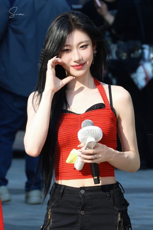 250614 CHAERYEONG AT MINI FANMEETING documents 123f2202675ba948f2