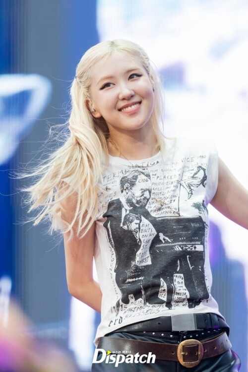 250628 ROSE n PSY at the PSY s Summer Swag Concert documents 15573c0cff3e95a5de