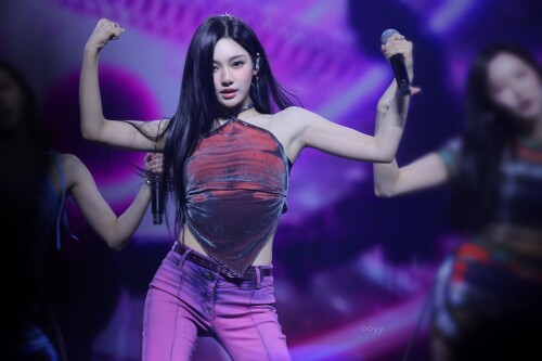 250628 aespa NINGNING at SMTOWN in London documents 51938bf3b386e6fb83