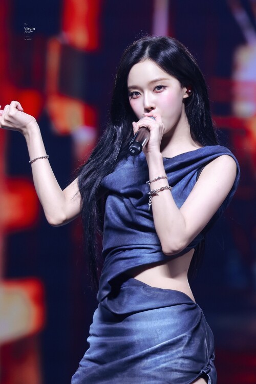 250628 aespa WINTER at SMTOWN in London documents 24208ee7cb538feb4b