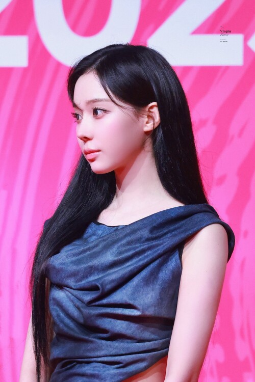 250628 aespa WINTER at SMTOWN in London documents 419b3a01dbc0591a7e