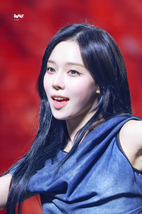 250628 aespa WINTER at SMTOWN in London documents 72911f97706aea20b