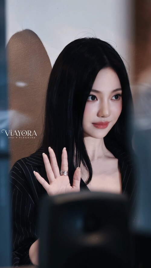 250701 aespa NINGNING at ALO VIP Event in Seoul documents 9d382158726bfce97c8d271ae87e90198