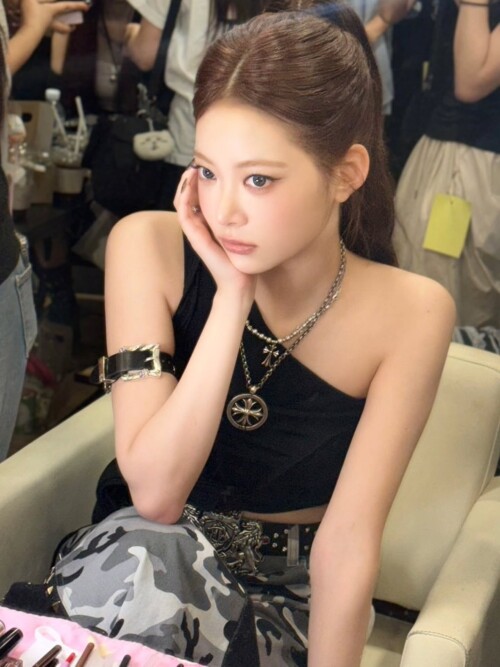 250704 EUNCHAE Instagram Update documents 5128c0c3791397a7c