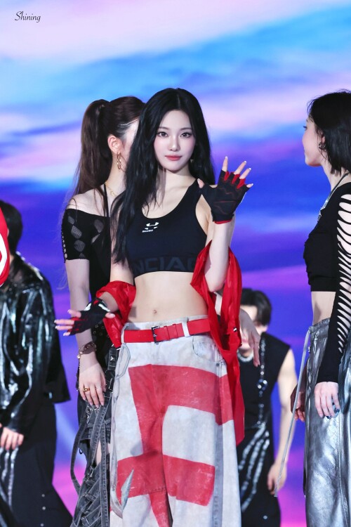 250706 aespa NINGNING at Show Music Core in Japan documents 108f87f09aacaa3961