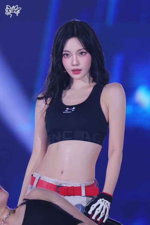 250706 aespa NINGNING at Show Music Core in Japan documents 2e6f925abebe2c852