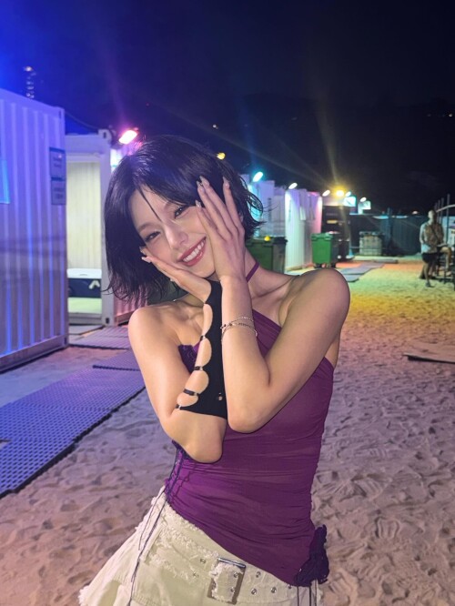 250707 YEJI Instagram Update documents 2a6407fa95b36090d