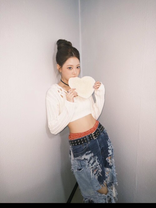 250709 EUNCHAE Instagram Update documents 41a87d94e57b8e0a1