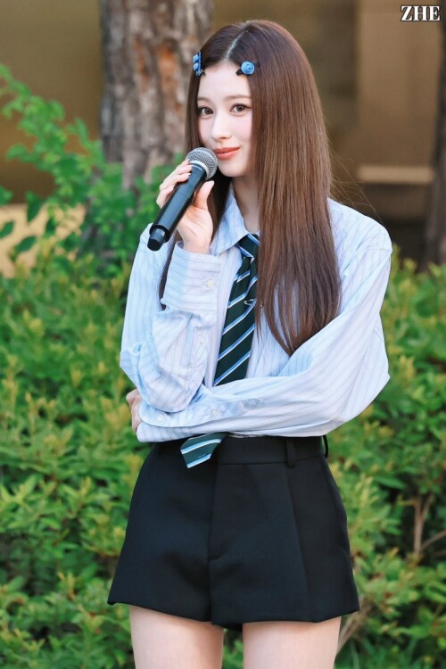 250712 Sana at Music Core Mini Fanmeeting 98058d89da9224045