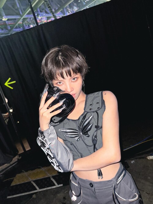 250728 SOYEON Instagram Update documents 307ef807247c94e9a