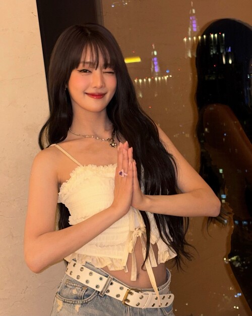 250729 MINNIE Instagram Update documents 473549afc4f8dacaa