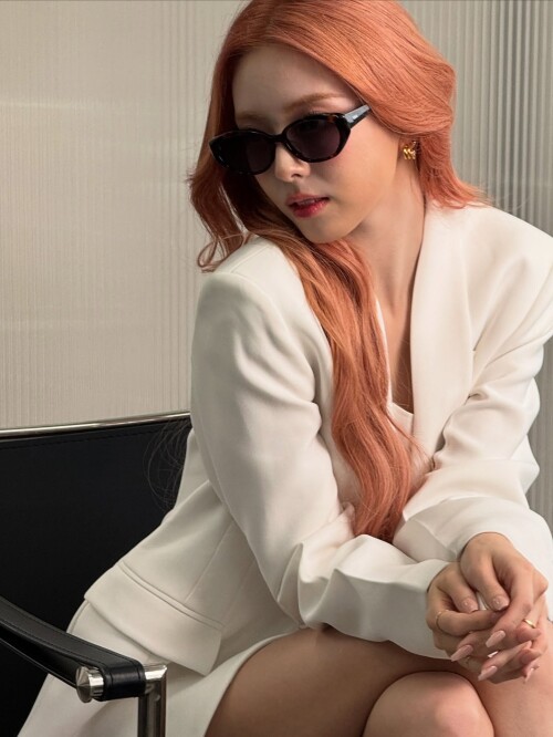 250730 YUNA Instagram Update documents 14d9f9eb283c96011