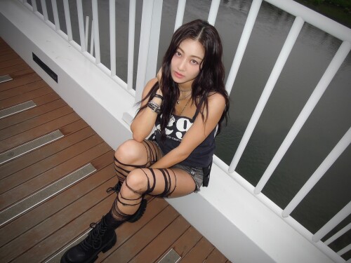 250809 JIHYO Instagram Update documents 259408c22aba4ffa3