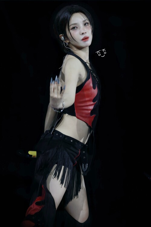 250809 Soyeon at ALL THE KPOP Stage in Macau documents 4b51c1dff3639f506