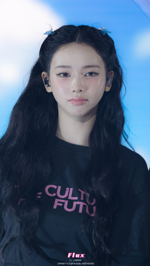 250809 aespa KARINA at SMTOWN Live in Tokyo documents 8e86534d74bdf7689