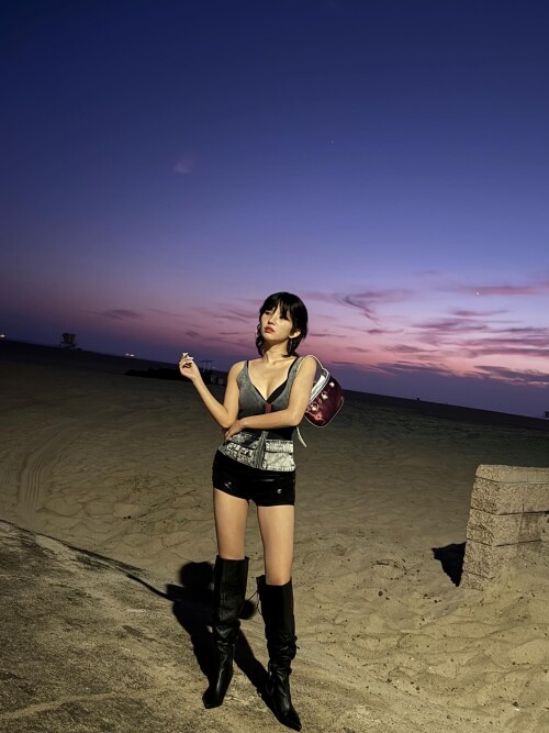 250816 SOYEON Instagram Update documents 7cf3916ca86ef3a0b