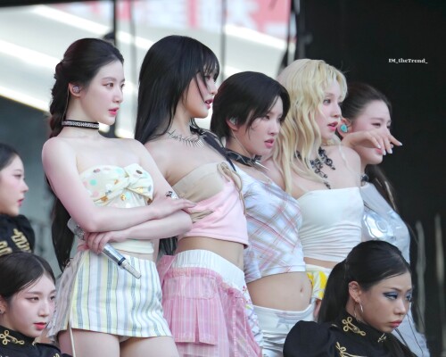 250816 i dle at Summer Sonic in Tokyo documents 389c39bddef8ff7d2