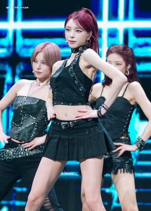 250823 Yuna at Tencent Music Entertainment Awards documents 12517a7442b64f4db2