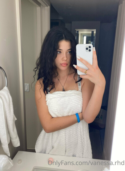 2508x3423 715fd994ff80618d9fca45c6887b46bc