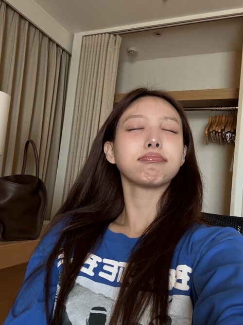 250901 Nayeon bubble 10a5db092c3af1e907