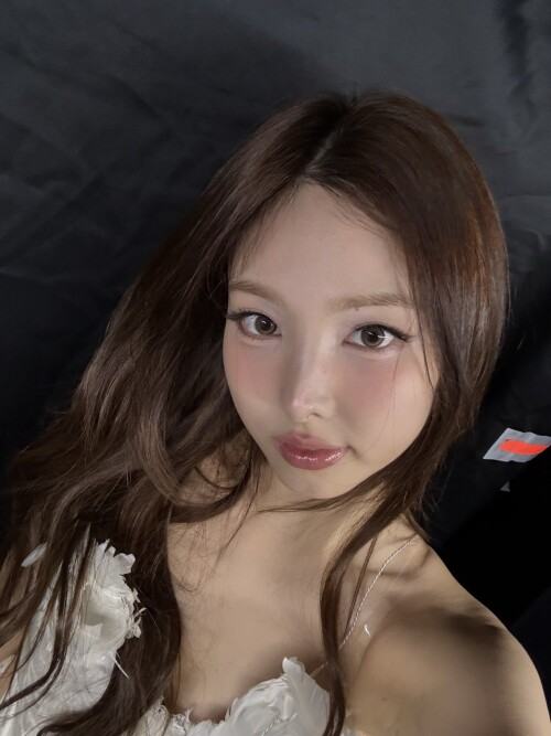 250901 Nayeon bubble 3f92e3828c667fc79