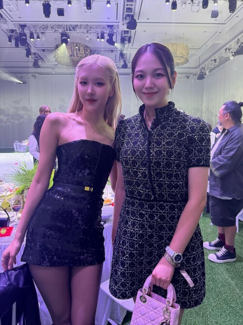 250902 Jane Kwan Instagram Update with JISOO ROSE n LISA documents 1cb54bd188c36f8d1