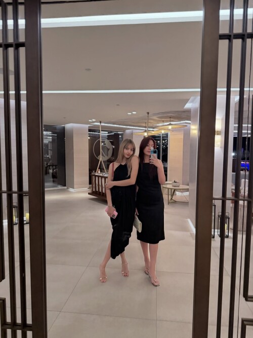 250903 Alice Instagram Update with LISA documents 18675e2190e409b0c