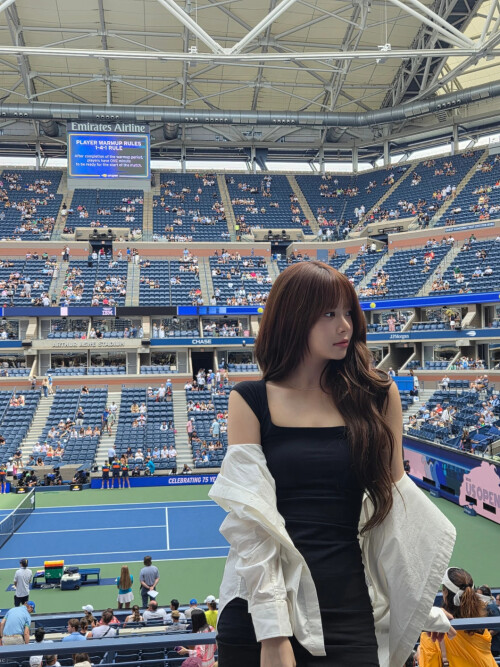 250906 EUNCHAE Instagram Update documents 398b3c899bd0f449f