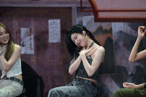 250920 CHAERYEONG AT MINI FANMEETING documents 4f3489713a09f5603