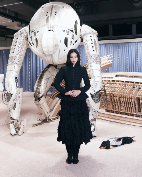 250923 JENNIE for TAMBURINS at the Haus Nowhere in Seoul documents 37230963d80e269a5