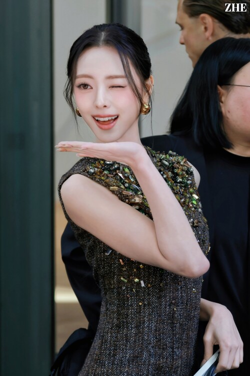 250924 ITZY YUNA at Fendi Spring Summer 2026 Fashion Show at Milan Fashion Week documents 10d6609e86