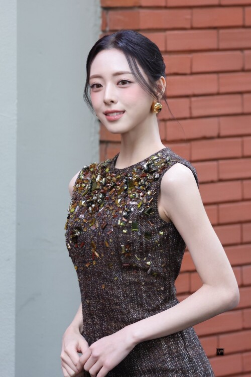 250924 ITZY YUNA at Fendi Spring Summer 2026 Fashion Show at Milan Fashion Week documents 12f1f54c07
