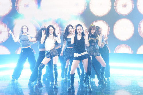 250924 aespa at the Jennifer Hudson Show documents 57d152e377f1319c3