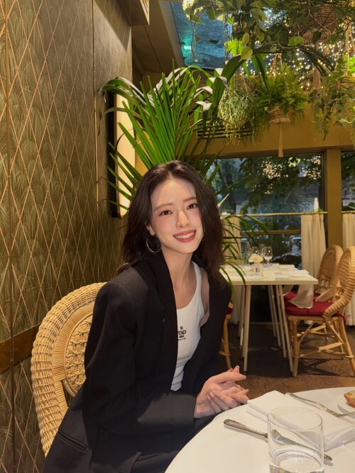 250925 YUNA Instagram Update documents 1fba66f629645b8b1